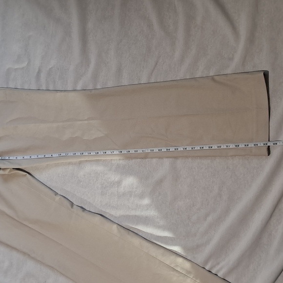 Banana Republic Jackson Fit. 4 Long. Tan. - Picture 3 of 12